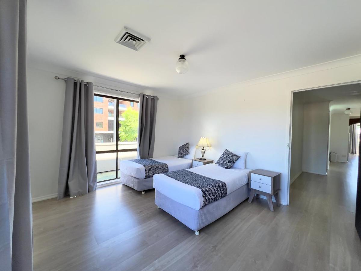 Albury Garden Court Motel Kültér fotó
