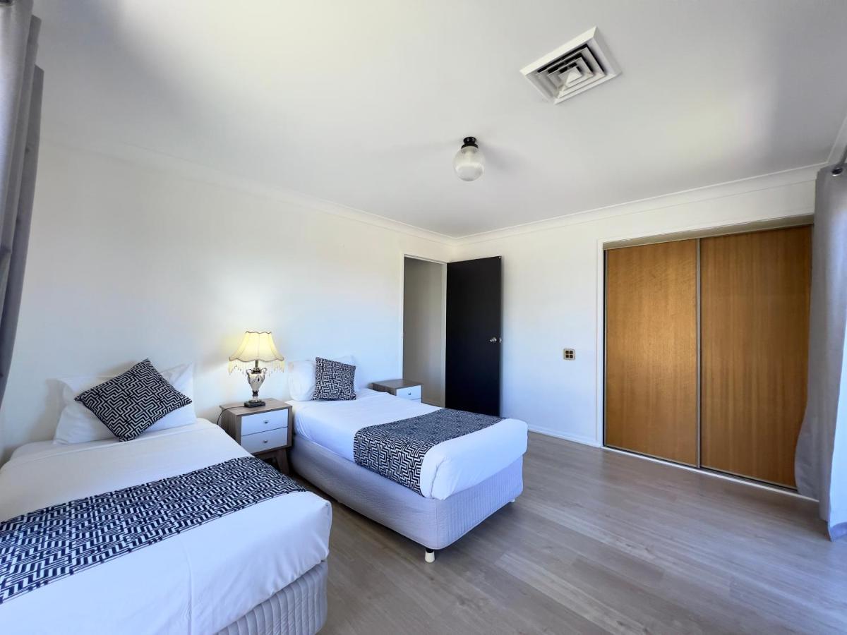 Albury Garden Court Motel Kültér fotó