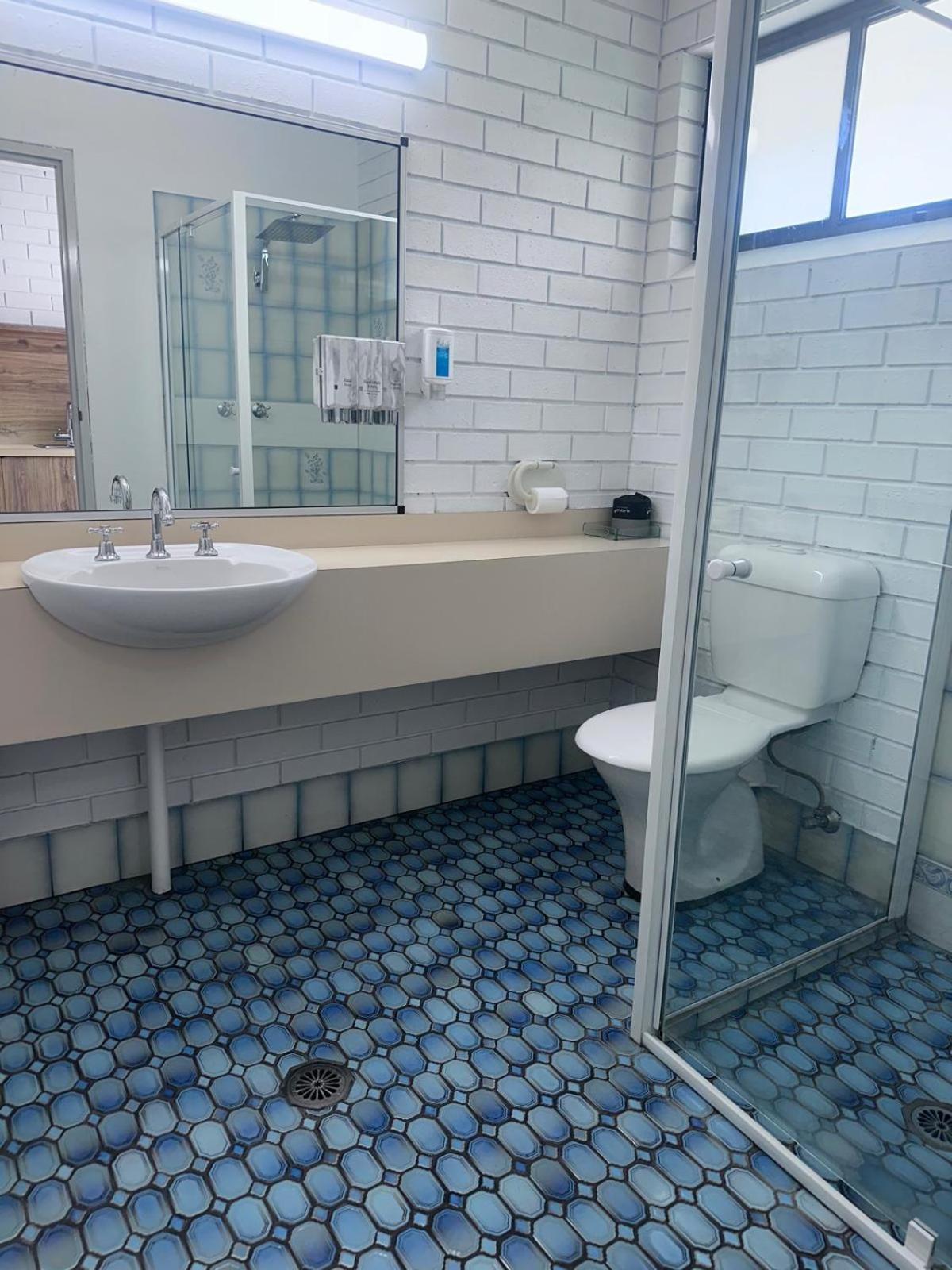 Albury Garden Court Motel Kültér fotó