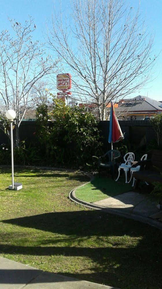 Albury Garden Court Motel Kültér fotó